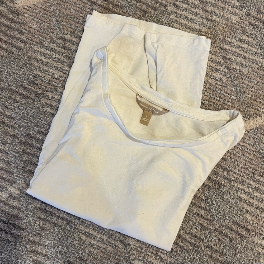 Banana Republic White Tee